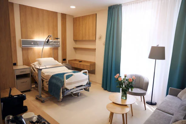 Chambre de maison de repos moderne et chaleureuse